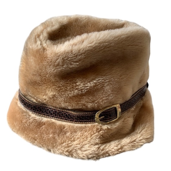 Vintage Faux Fur Bucket Hat with Faux Croc Leather Band and Gold Buckle main image 7